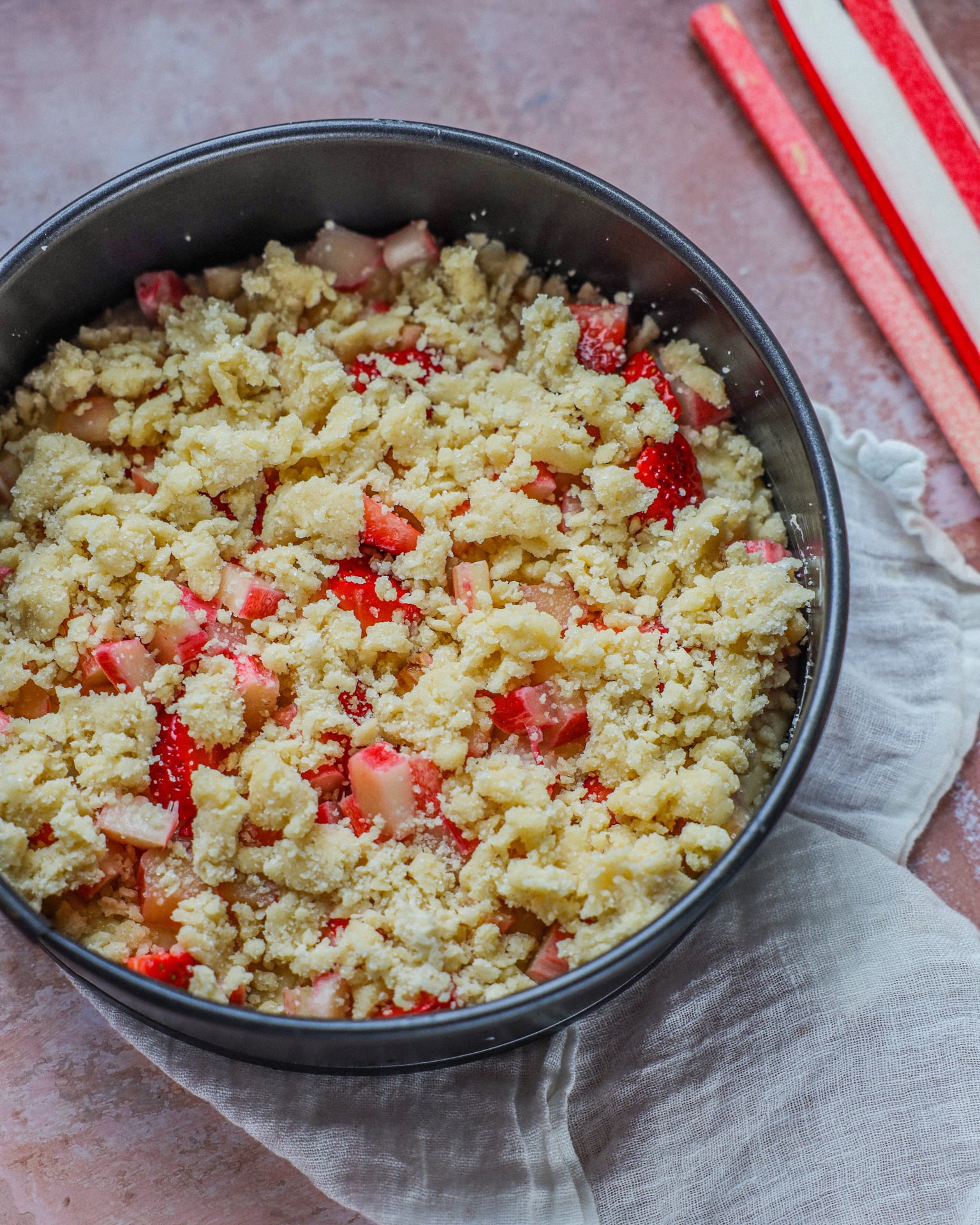 Rhubarb dessert recipes