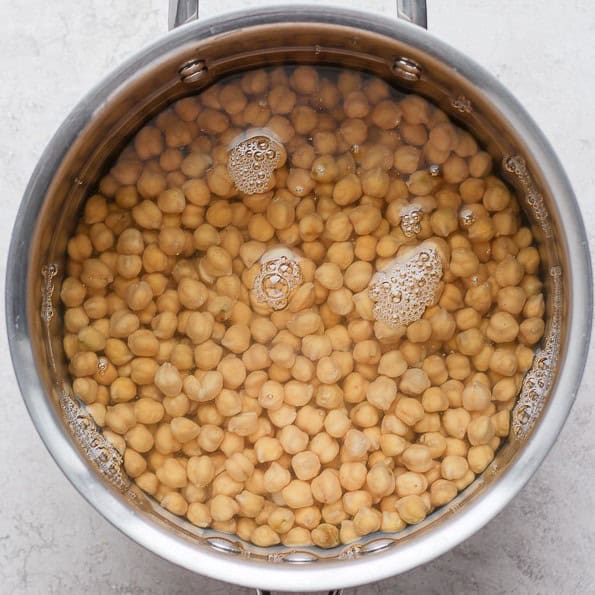 Cold water added on top of the chickpeas.