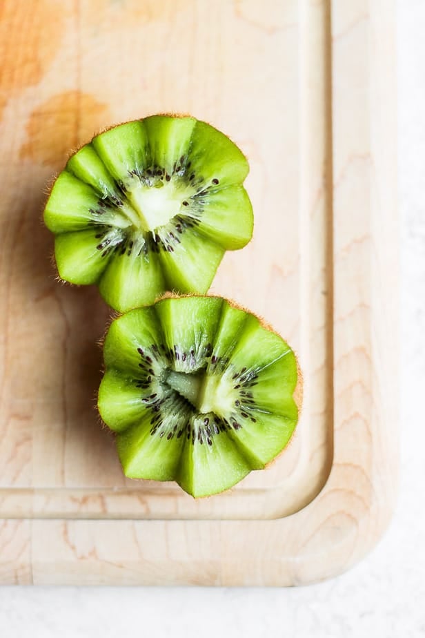 Star cut kiwi fruit