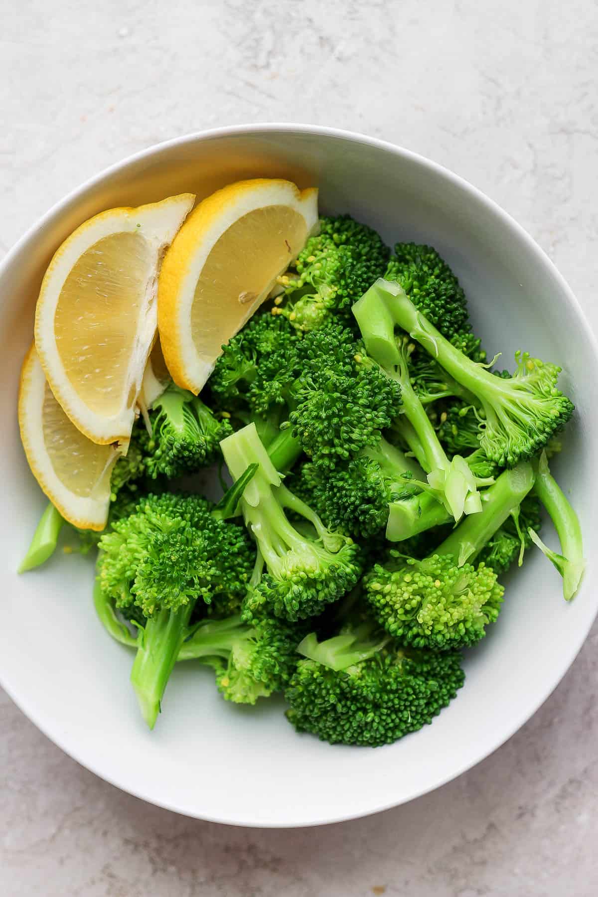 Broiled broccoli cooked on stovetop