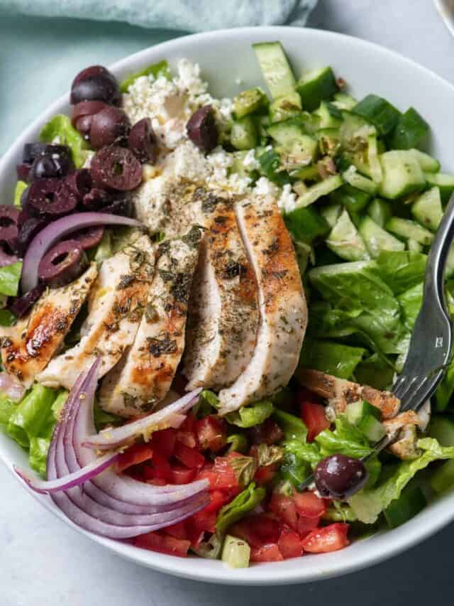 Close up shot of the Mediterranean chicken salad
