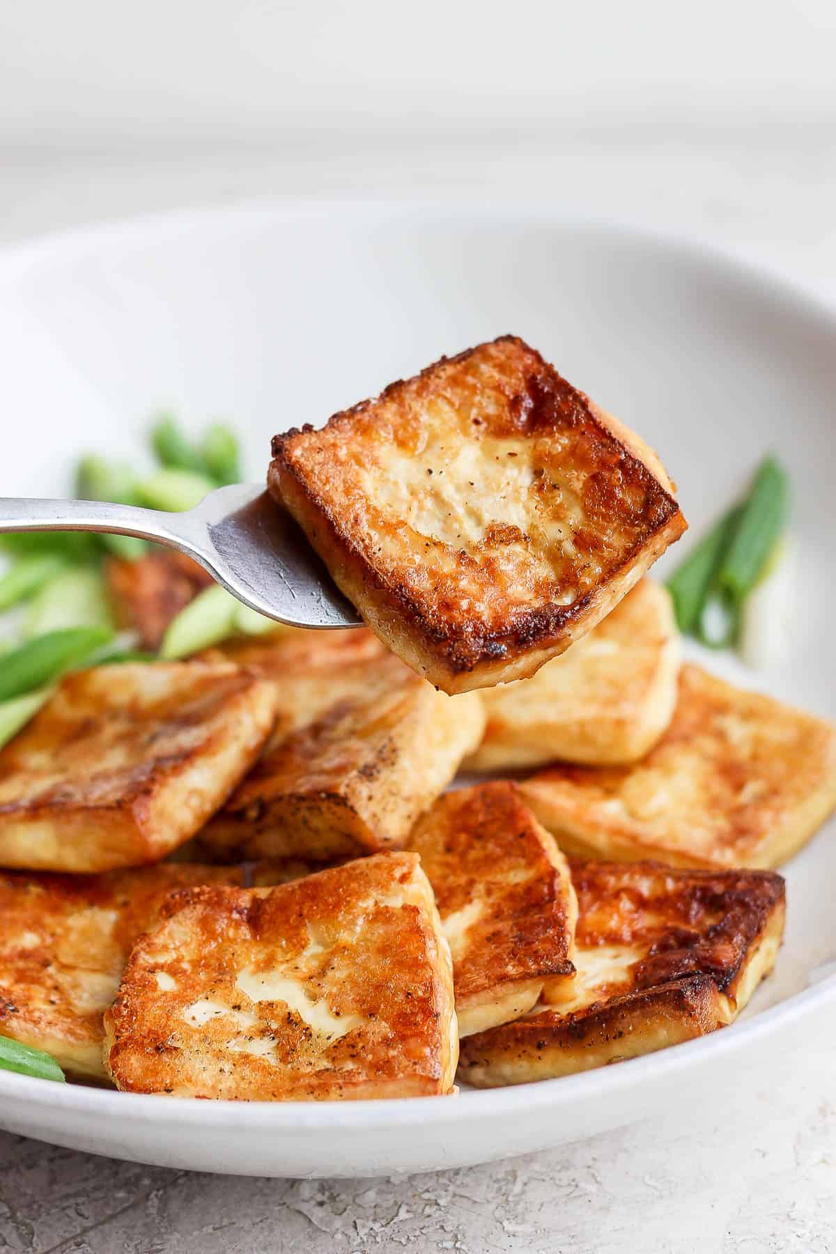 Side angle shot of the finished baked tofu