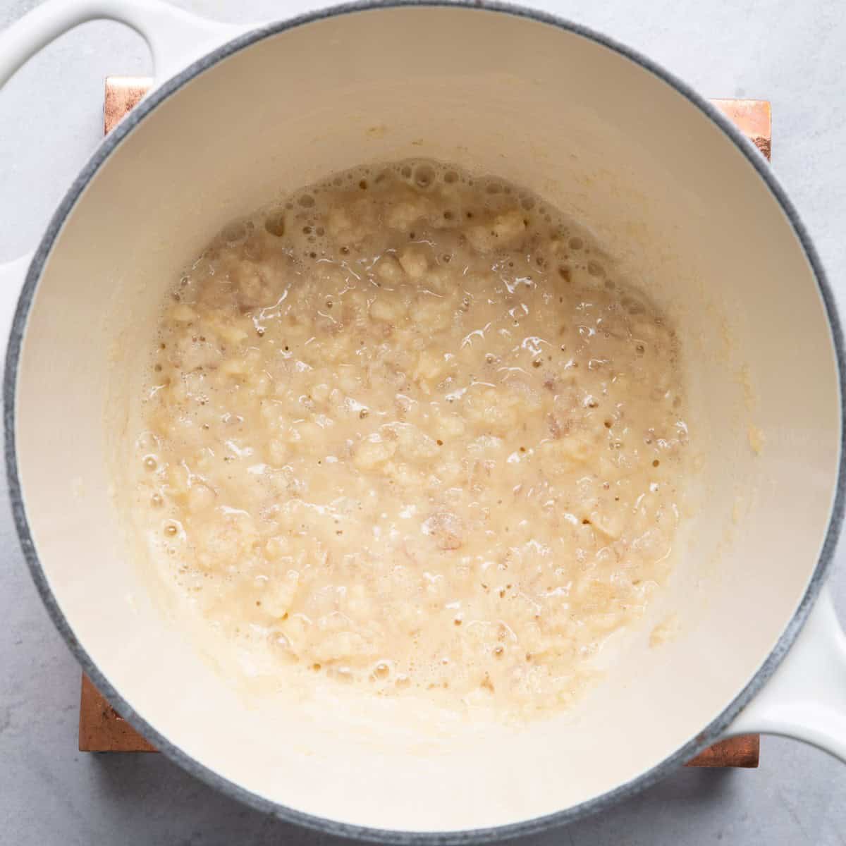 Flour combined with shallots and garlic.