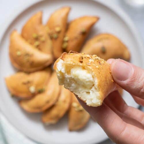 Atayef.