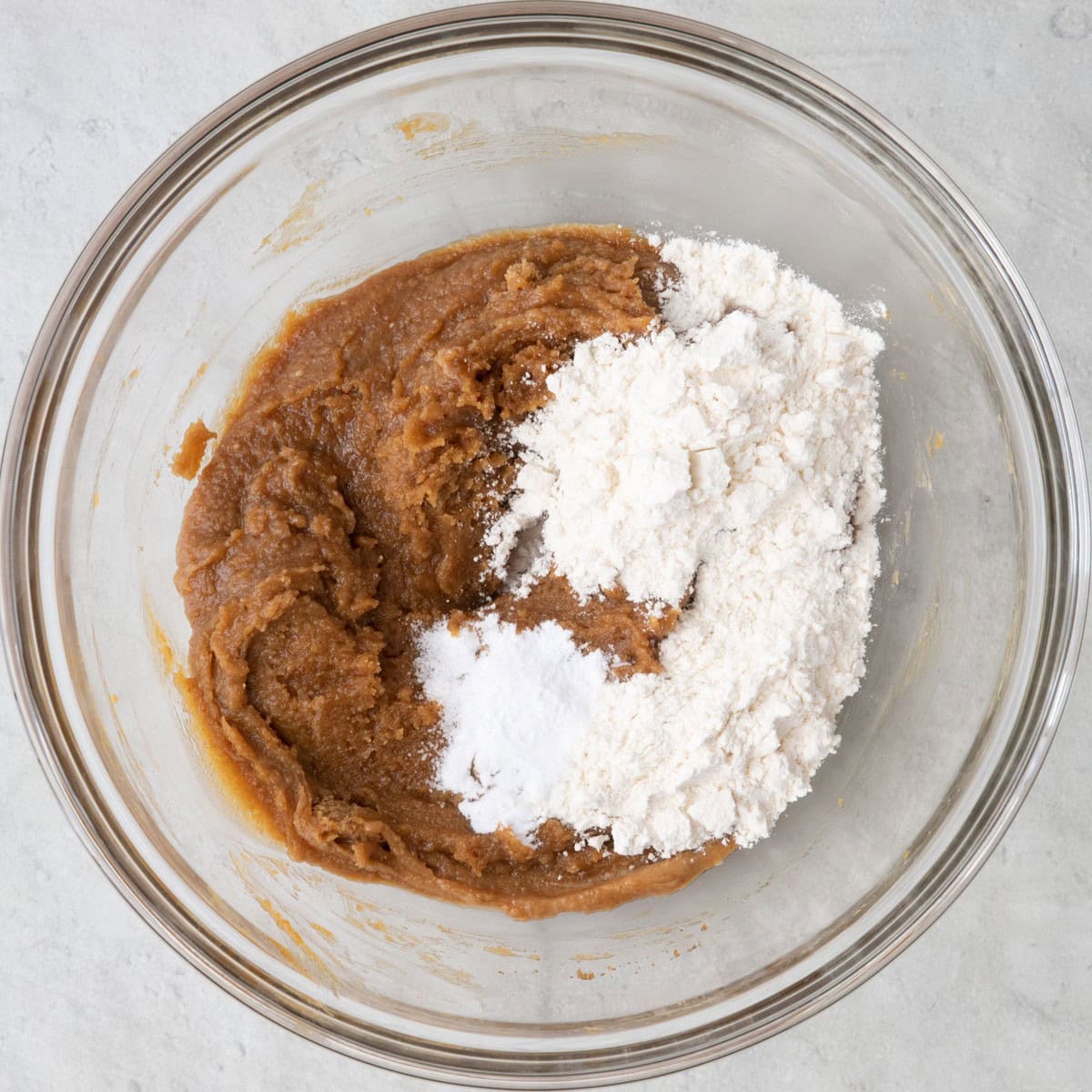 Flour, baking soda and salt on top.