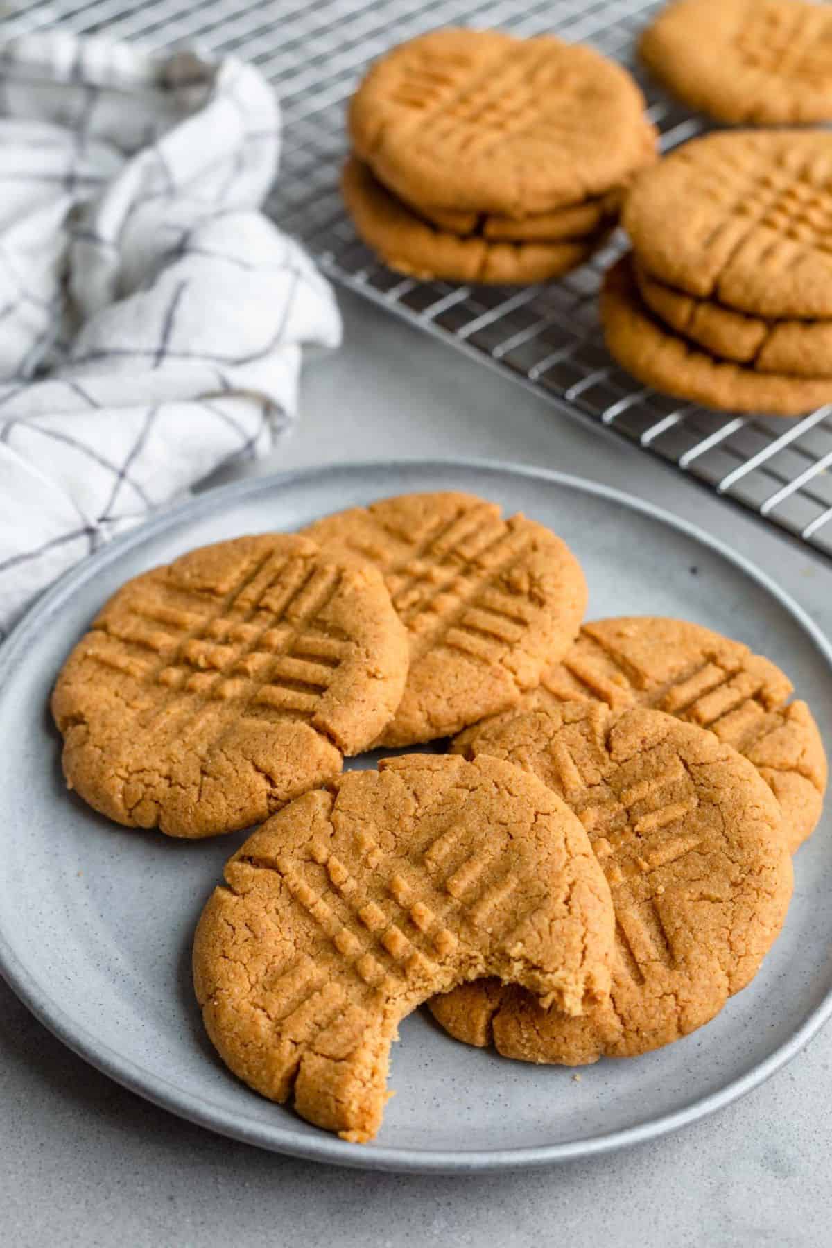 Plate of 5 flourless peanut butter cookies