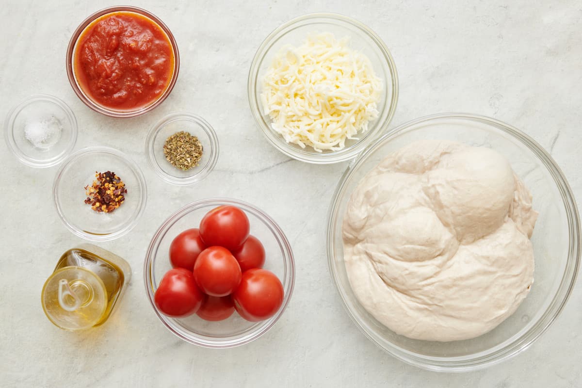 Collage showing the pizza sauce getting added and then the toppings