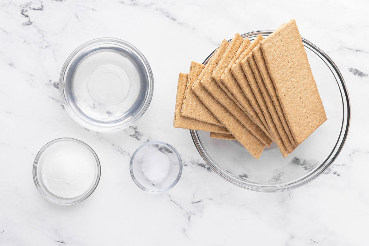 Ingredients for recipe" coconut oil, sugar, salt, and graham crackers.