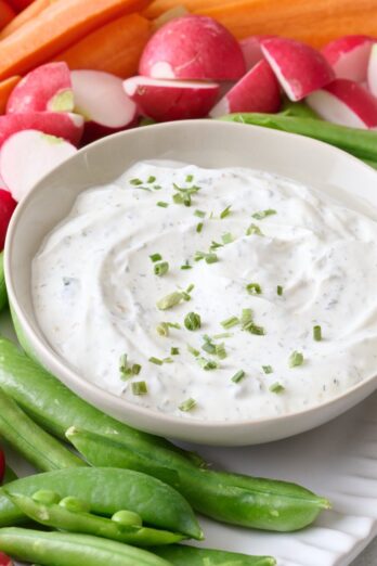 Crudite platter with dip.