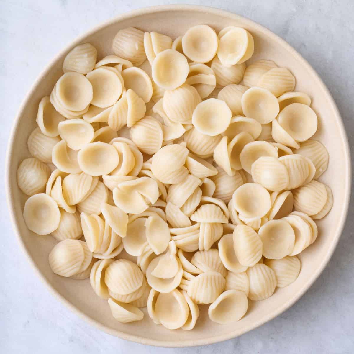 Cooked pasta in a bowl.