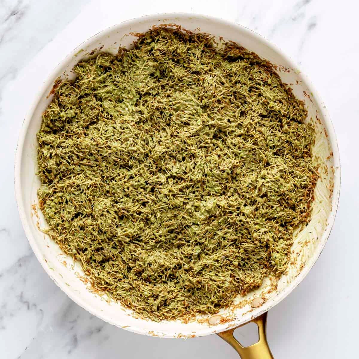 Pistachio filling after combining.