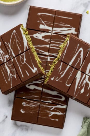 Dubai chocolate bar recipe.