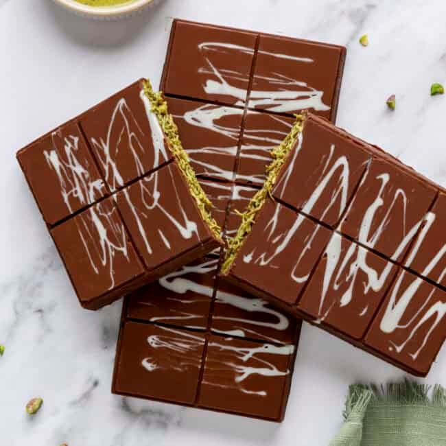 Dubai chocolate bar recipe.