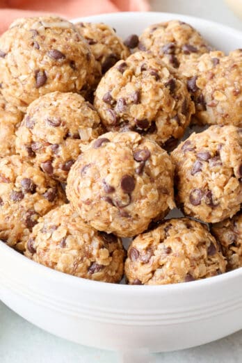 No bake energy bites recipe.