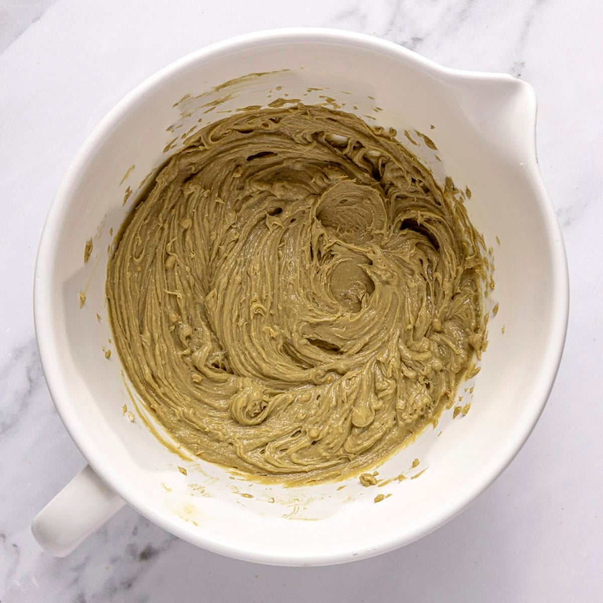 Pistachio mascarpone cream in a bowl.