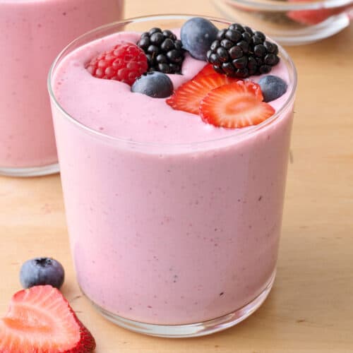 Mixed berry smoothie recipe.