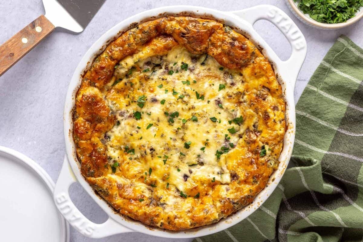 Easy quiche recipe without crust in baking dish.
