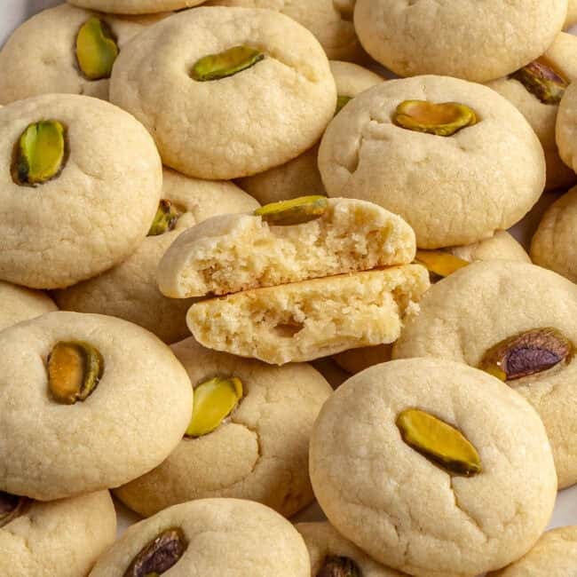 Ghraybeh cookie recipe.