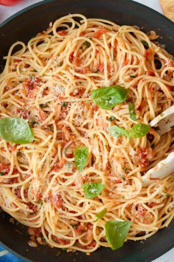 Easy pasta pomodoro recipe.