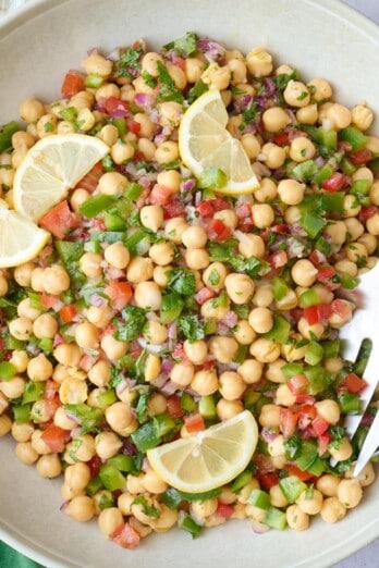 Vegan balela salad recipe.