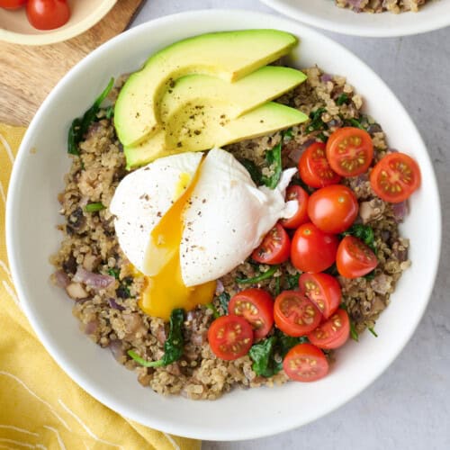 Quinoa breakfast bowl recipe.
