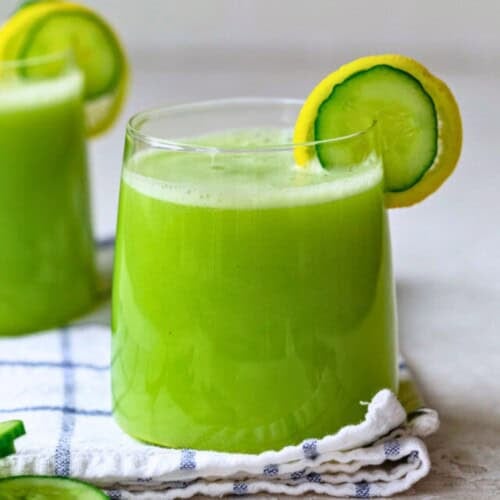 Cucumber juice recipe with lemon.
